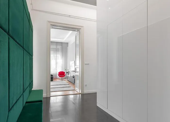 דירה Emerald Chic -
